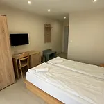 семеен сирена Otel Ahtopol
