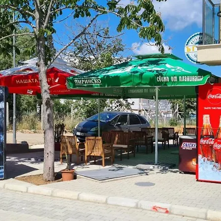 семеен сирена 酒店 阿赫托波尔