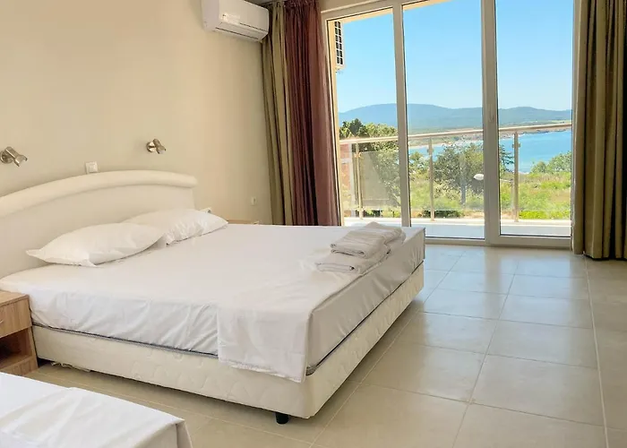 酒店 семеен сирена 阿赫托波尔