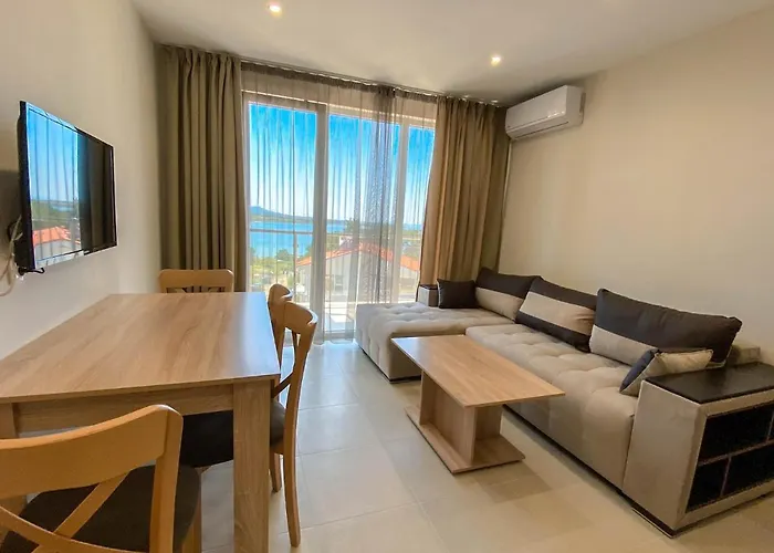 酒店 семеен сирена *