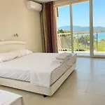 Hotel семеен сирена Achtopol