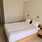 Hotel семеен сирена *
