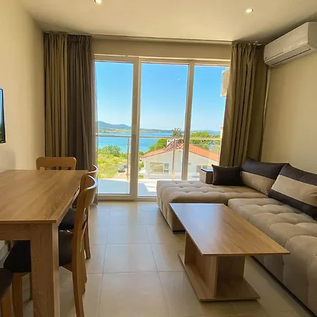 호텔 семеен сирена 아크토폴