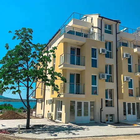 호텔 семеен сирена *