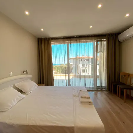 Hotel семеен сирена *