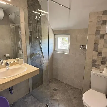 семеен сирена Hotell