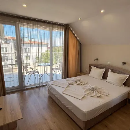 Hotell семеен сирена *