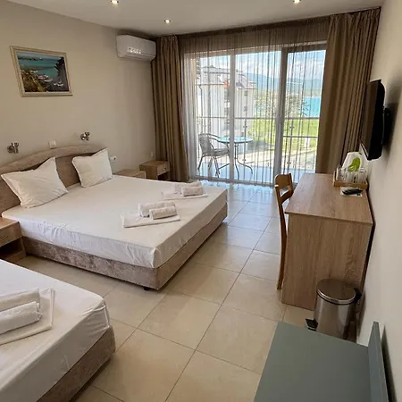 Hotell семеен сирена *