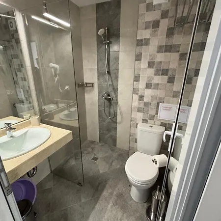 Hotel семеен сирена *