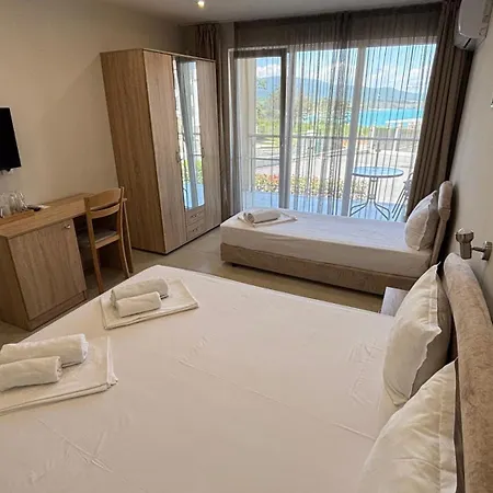 семеен сирена Hotel Ahtopol