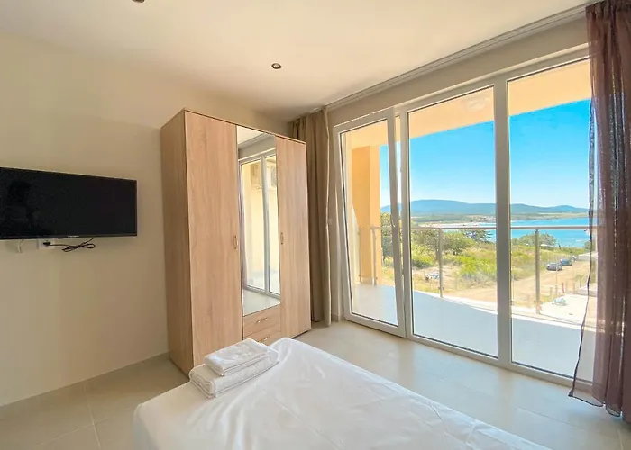 семеен сирена Hotel Ahtopol