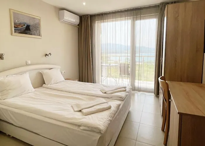 семеен сирена Hotel